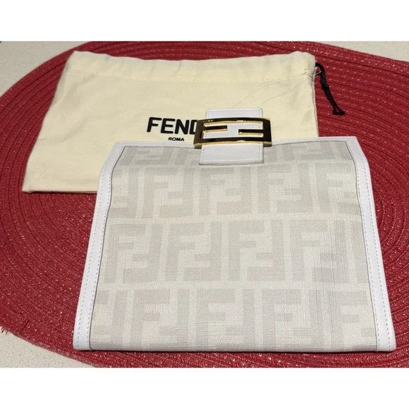 Authentic Fendi FF Logo Continental Wallet White Leather Canvas w/ Dust Bag Gold - Picture 8 of 13